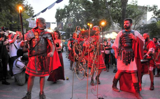 Más de 500 personas se inscriben en el Desfile de Tropas y Legiones
