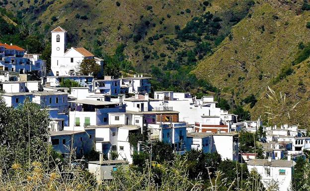 Alpujarra de la Sierra organiza unas jornadas y una feria solidaria por la paz