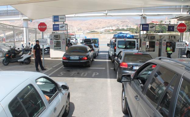 El Puerto de Almería reanudará la Operación Paso del Estrecho después de dos años paralizada