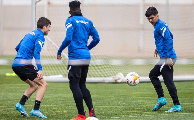 Homenaje a una rivalidad extinta por el centenario del necesitado Real Jaén