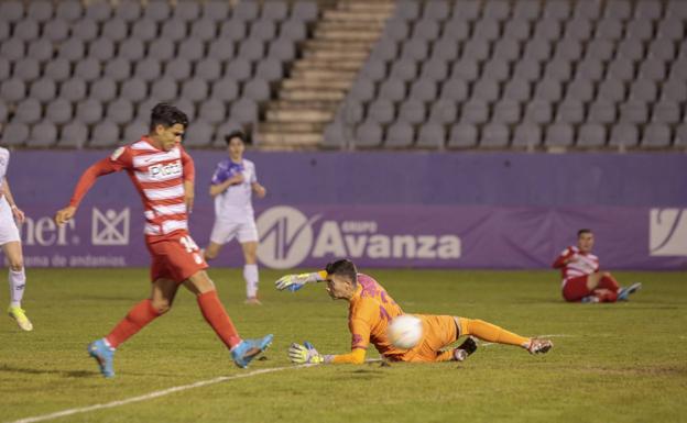 Arezo se estrena en Europa tras un ejercicio de pura insistencia