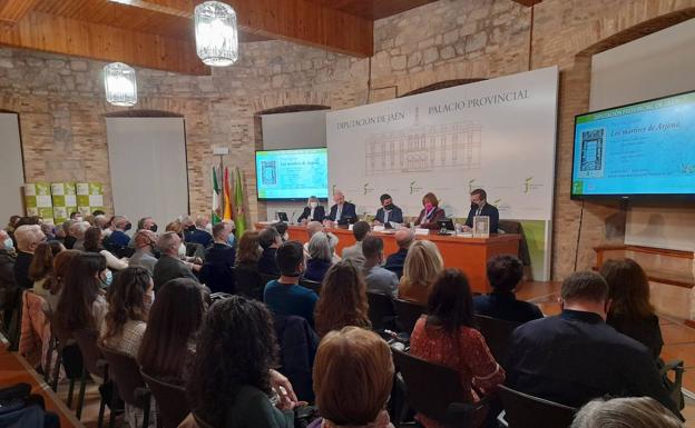 lsabel Castro y Juan Eslava firman 'Los mártires de Arjona', editado por el IEG