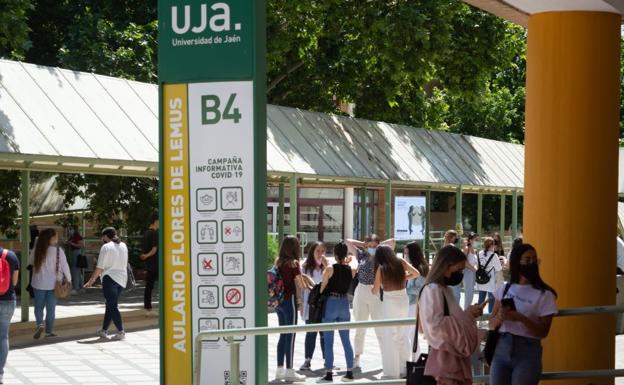 La Junta «garantiza» el incremento de los recursos en las universidad públicas