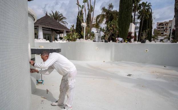 La Costa abre 2.800 camas más para una Semana Santa que se prevé similar a la de 2019