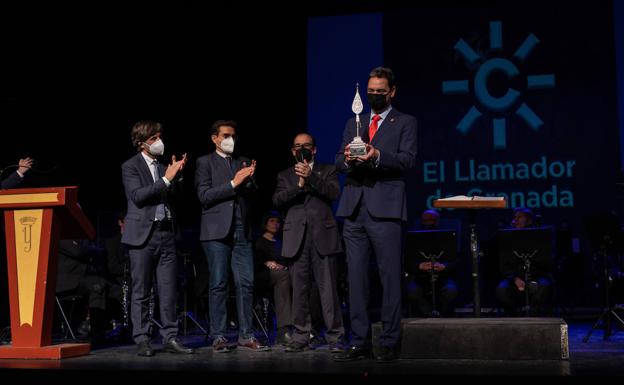 'Bacalá' radiofónica para reconocer el trabajo de la cofradía de la Aurora