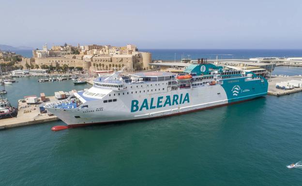 Baleària empieza a operar la línea Almería-Melilla con solo tres conexiones semanales