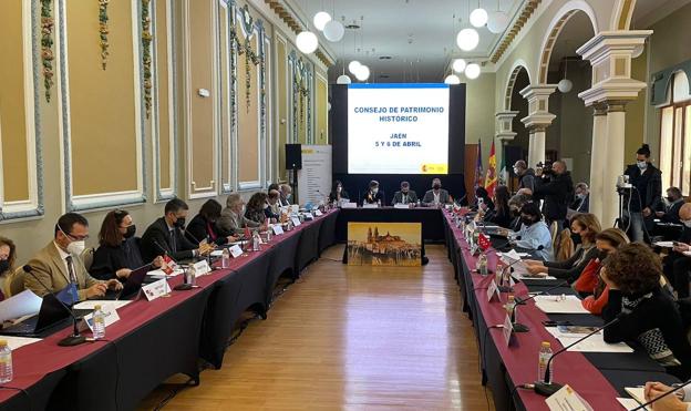 El alcalde hace un llamamiento para dotar de contenido y un proyecto museográfico al Museo Íbero