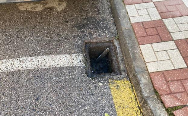 Roban más de 30 tapas de alcantarillas en Maracena