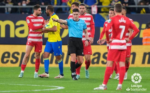 Ortiz Arias dirigirá el derbi en el Pizjuán