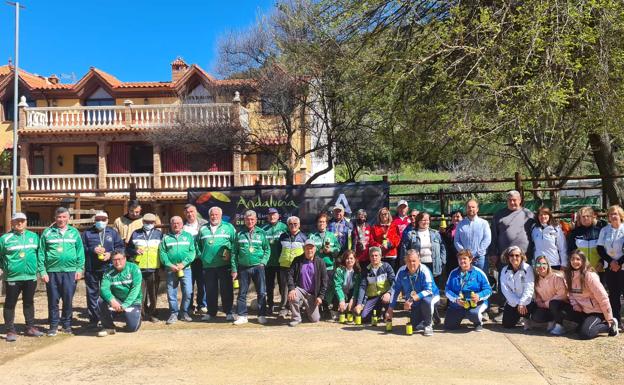 Éxito de participación en el Andaluz de parejas mixtas de bolo de Beas de Segura