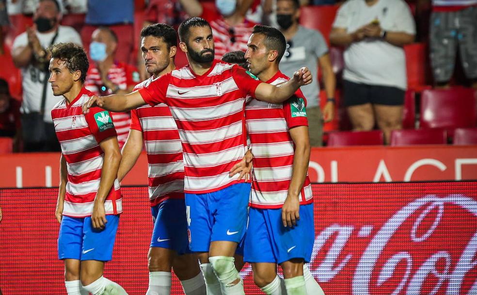 El Granada aguarda a sus maestros