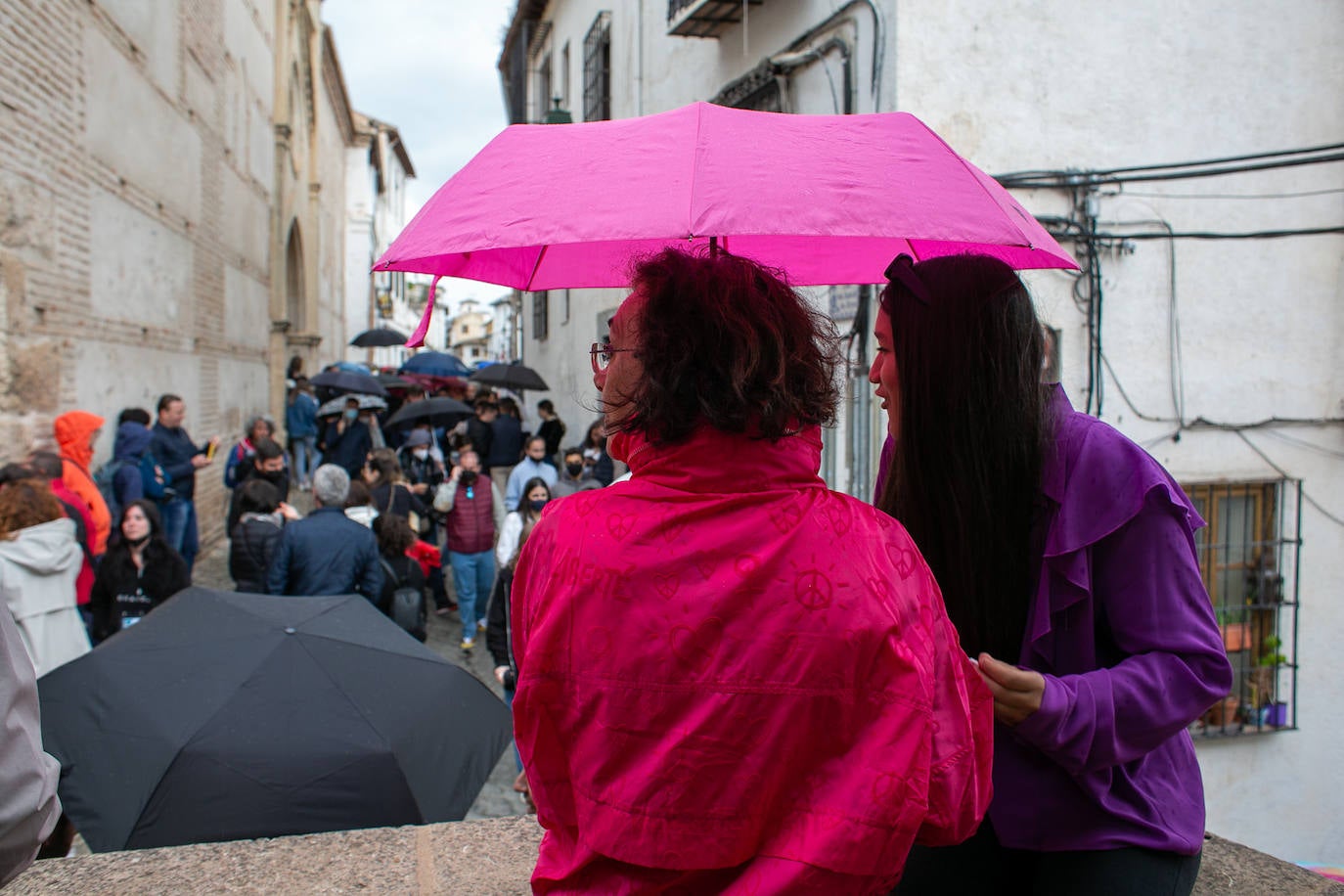 Tristeza albaicinera por el Vía Crucis