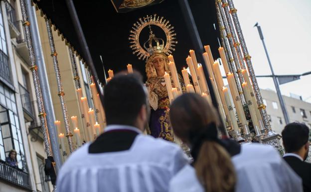 Soledad y Yacente regresa al cálido abrazo de San Ildefonso