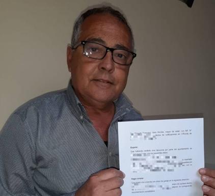 Multado con 200 euros por circular por el paseo de Torrenueva para acceder a su cochera