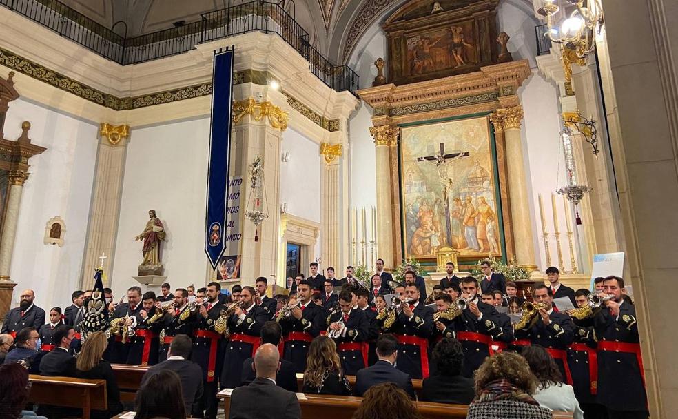 Y al tercer año, la música revivió