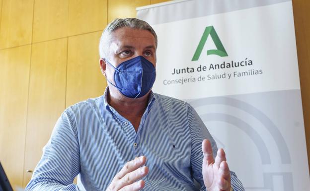 «La mascarilla ha servido para evitar muertes. Yo me la voy a seguir poniendo en sitios que no estén ventilados»