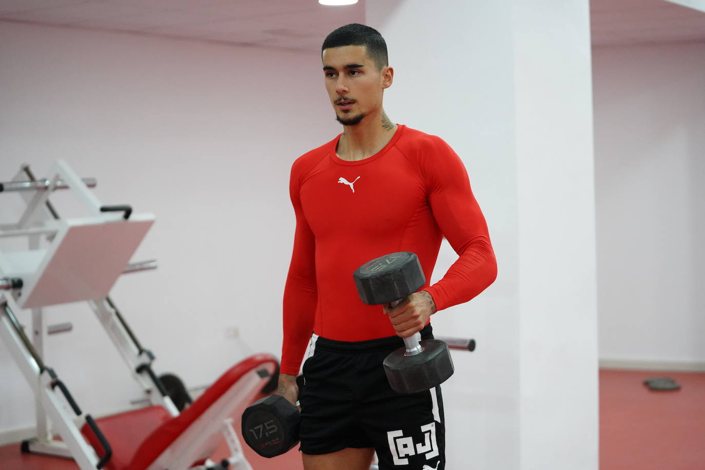 Chumi: «Tú tienes que hacer tu partido, sacando las victorias»