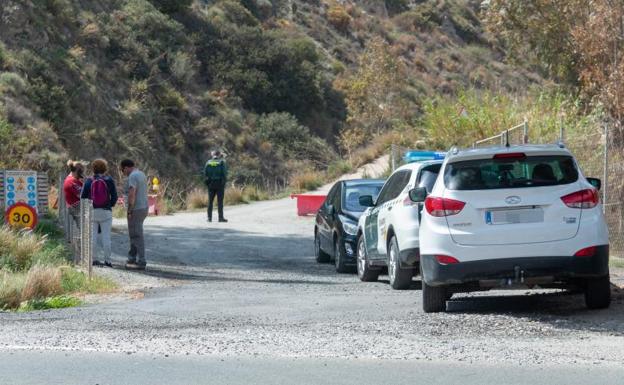 Hallan muerta a una pareja con signos de violencia cerca de su cortijo en Sorvilán