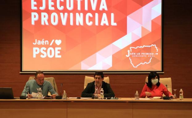 Férriz encabeza de nuevo la lista del PSOE, en la que entra el alcalde de Martos