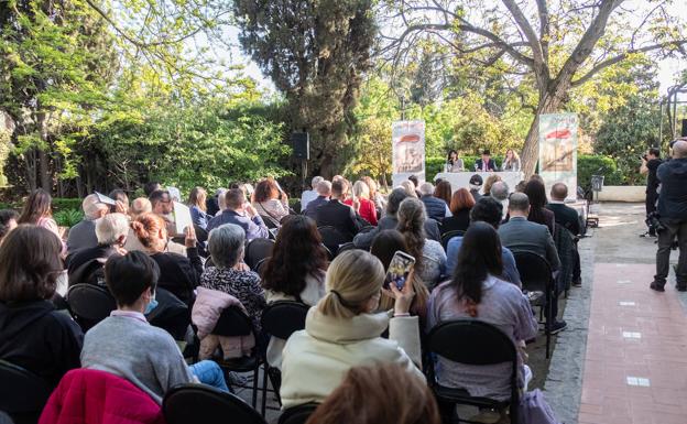 Los versos libres y enamorados de Adonis abren el Festival de Poesía