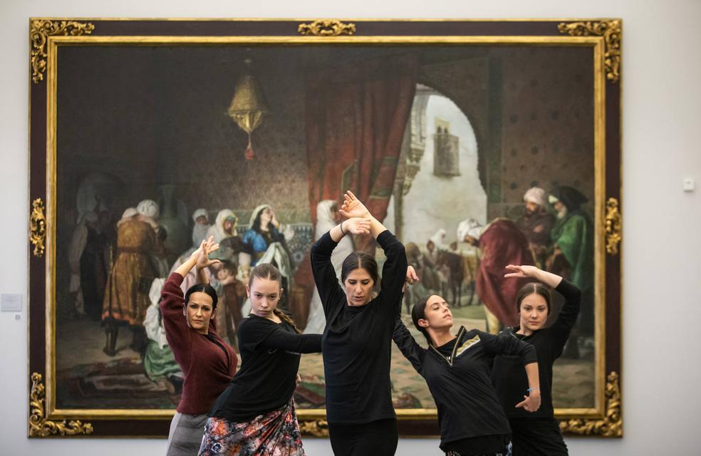 La danza 'asalta' el Museo de Bellas Artes de Granada