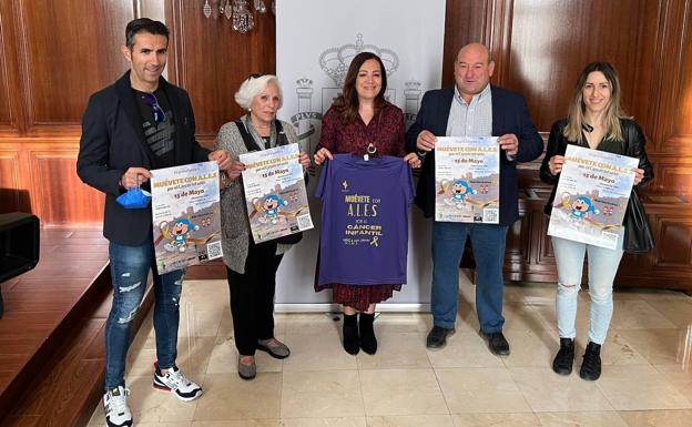 La subdelegada del Gobierno suma su apoyo a la carrera solidaria de ALES