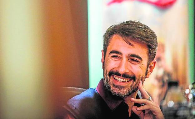 Jóvenes y quienes se sienten como tales, en el Festival de Poesía