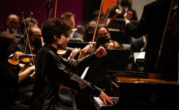Tchaikovsky alza a Ángel Wang a la victoria del Premio 'Jaén' de piano