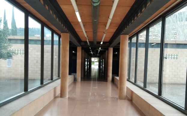 Quince empresas optan a impermeabilizar las cubiertas de los vestuarios de Las Fuentezuelas