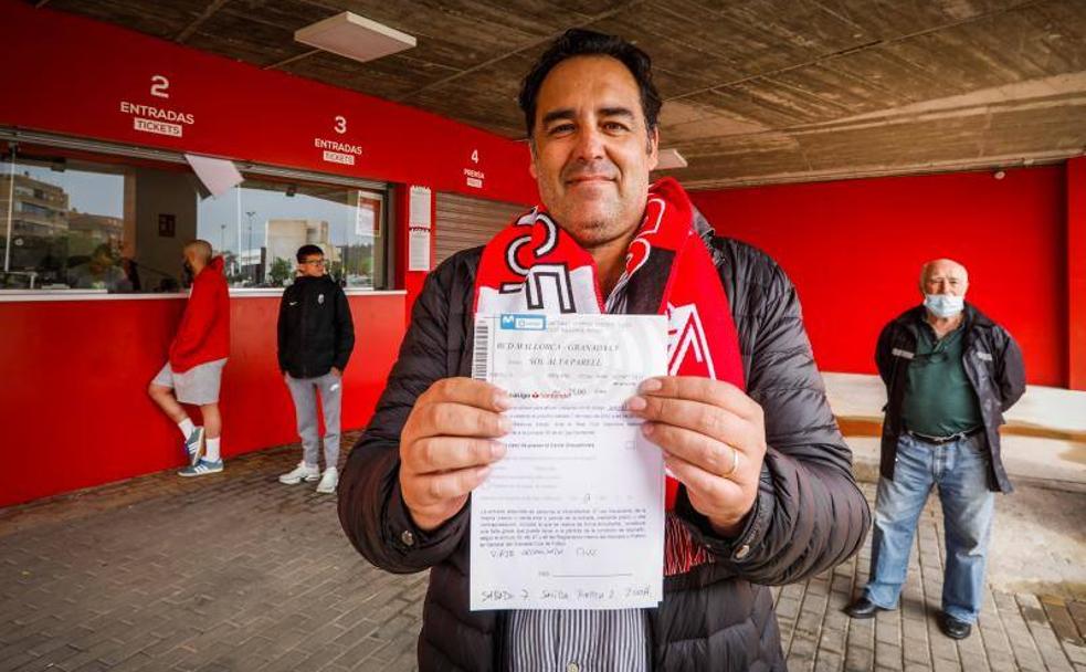 El Granada recula e invoca a 200 hinchas