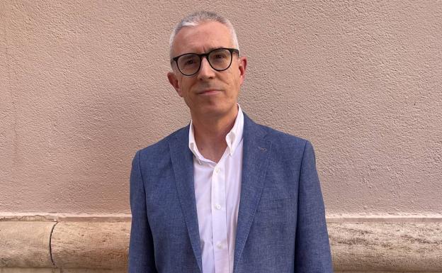 Un pregón en el que Emilio Lara hace una «exaltación emocional de la lectura»