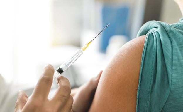 Estos son los síntomas de gripe estacional, detectada en un colegio de Granada