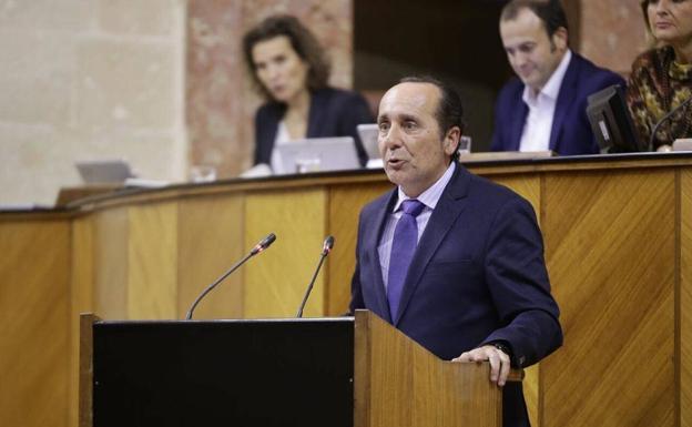 Cambios de nombres, abandonos y expulsiones en casi todos los grupos