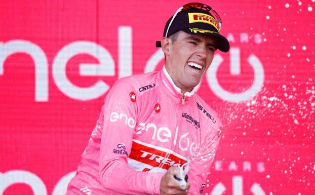 Juanpe López recupera el rosa de Contador