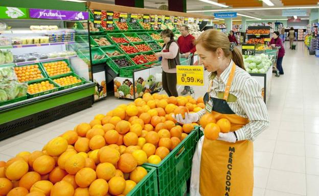 Mercadona invierte casi 150 millones en reducir su contaminación en Andalucía