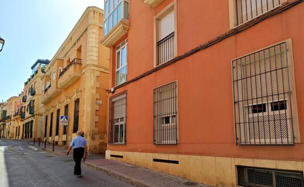 Investigan el asesinato de una mujer a manos de su hijo, hallado muerto en el lugar del crimen en Almería