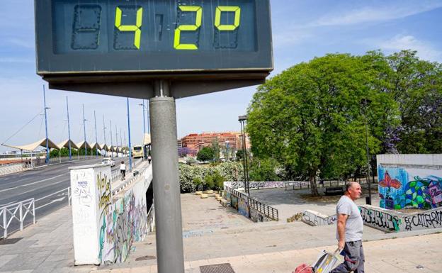 Andalucía al completo en aviso por calor: estas son las zonas más afectadas