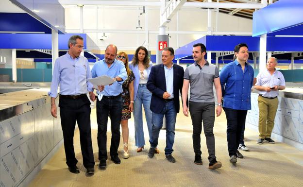 Finaliza la rehabilitación integral del renovado mercado de abastos de Linares
