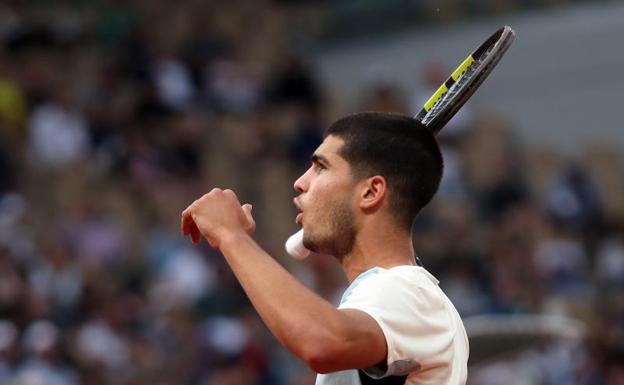 Alcaraz entra con todo en Roland Garros