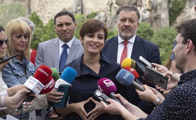 El Gobierno sostiene que Olona «no ha cumplido la ley» en su empadronamiento en Salobreña