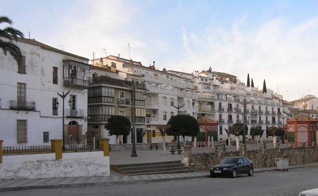 Se busca a dos hermanos por el apuñalamiento mortal en Arjona