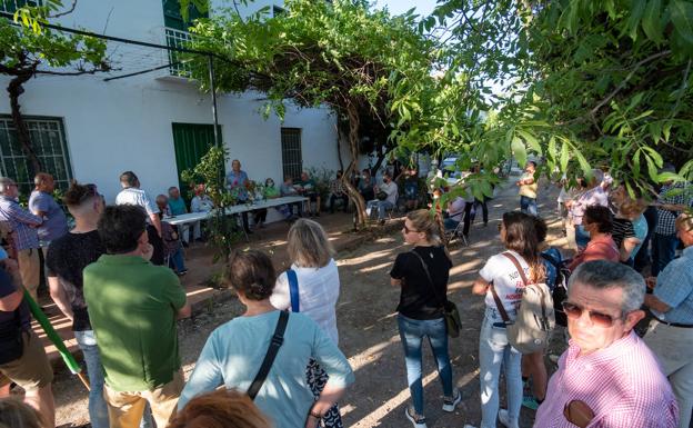 Las plataformas por la Vega dan un «no rotundo» al traslado de la estación de trenes