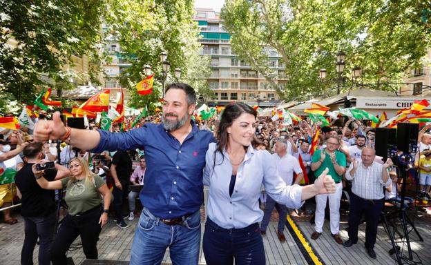 Olona lanza su candidatura en Granada y promete «el cambio que no ha llegado» con el PP