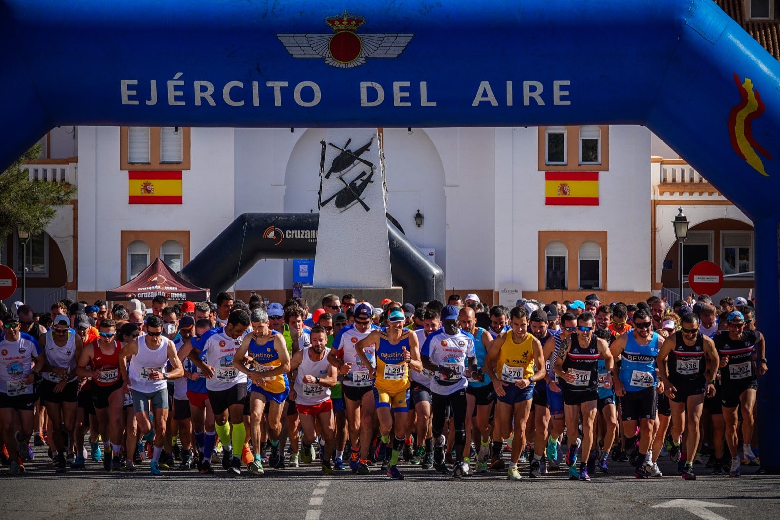 Las imágenes de la Carrera de la Base Aérea de Armilla