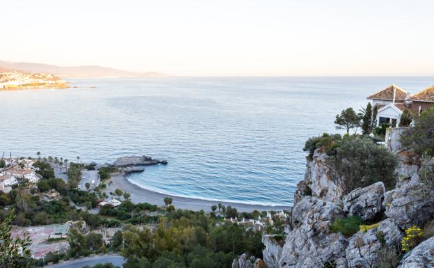 Cinco planes que hacer en Almuñécar para disfrutar del mejor turismo rural en la playa