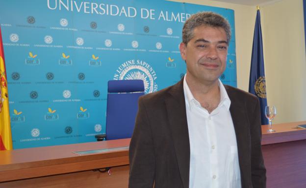 Universidad y empresa debaten sobre la inmersión laboral en una mesa redonda de IDEAL