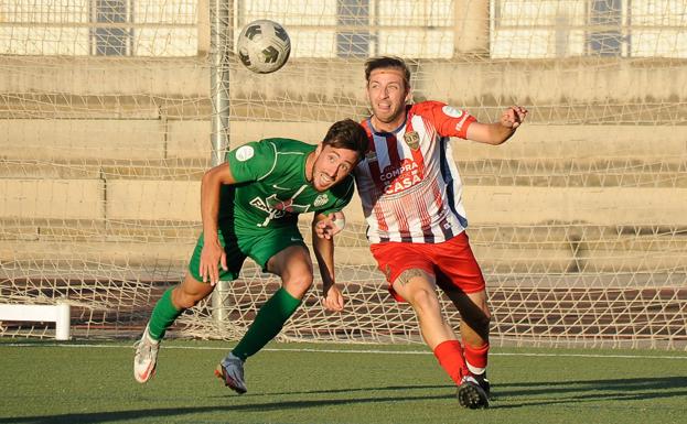 El Atarfe retrasa el ascenso del Arenas y da una oportunidad al Maracena