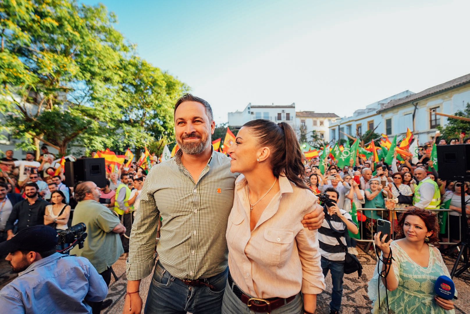 Abascal advierte al PP: «O juntos gobernando, o no gobiernan»