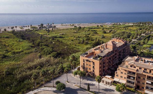 La agencia de puertos aprueba el informe de viabilidad de la marina de Playa Granada
