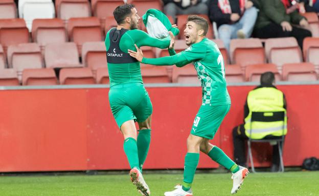 El Almería tiene 30 jugadores en nómina y 7 están en el último año